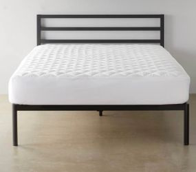 Amazon Basics Hypoallergenic Quilted Mattress Topper Pad, 18 Inches Deep, Twin XL, White