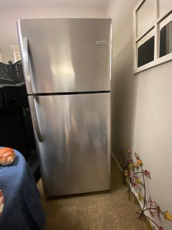 Frigidaire refrigerator