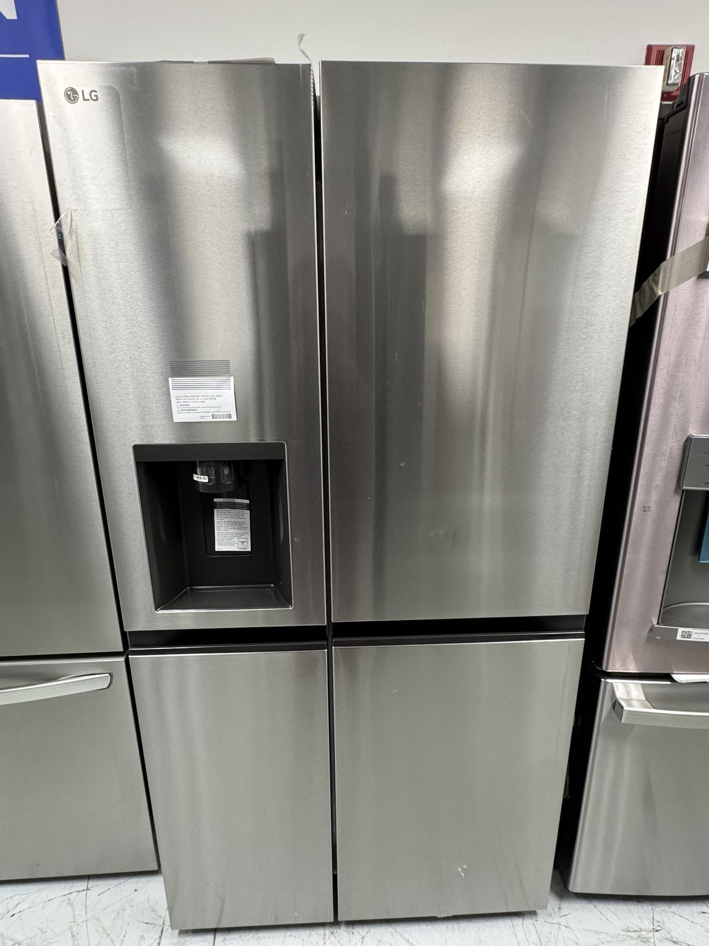 27 Cu.ft Side By Side Refrigerator With Dual Ice Maker