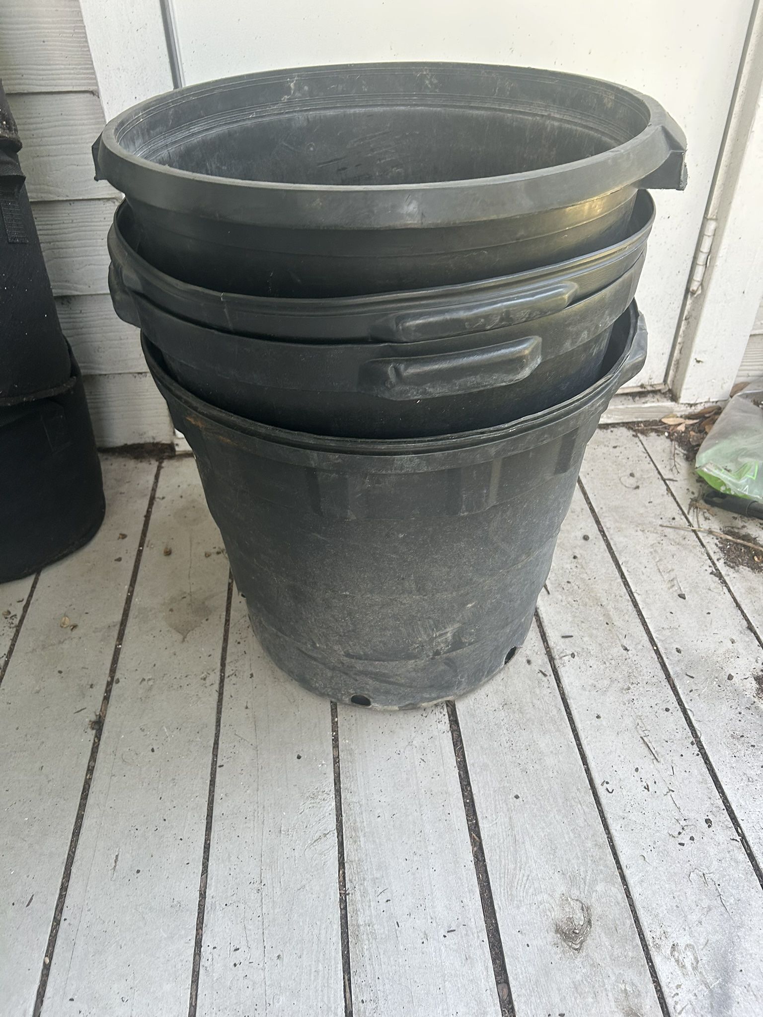 13 Gallon Pots