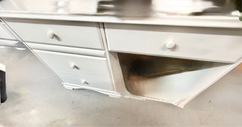 Desk - white