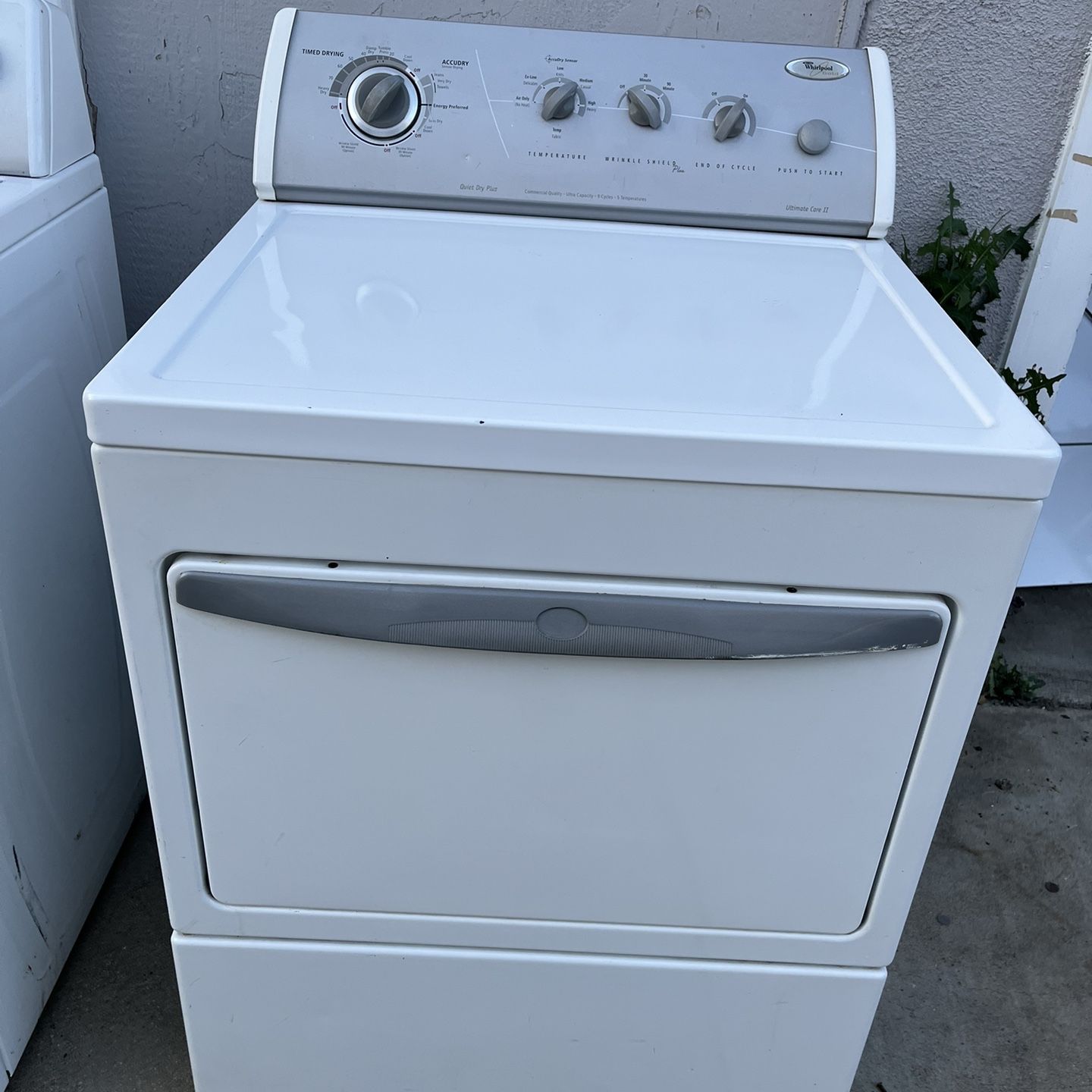 Whirlpool King Size Capacity Gas Dryer 