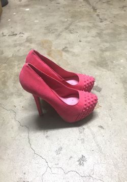 Pink Breckelles