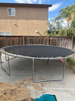 Trampoline