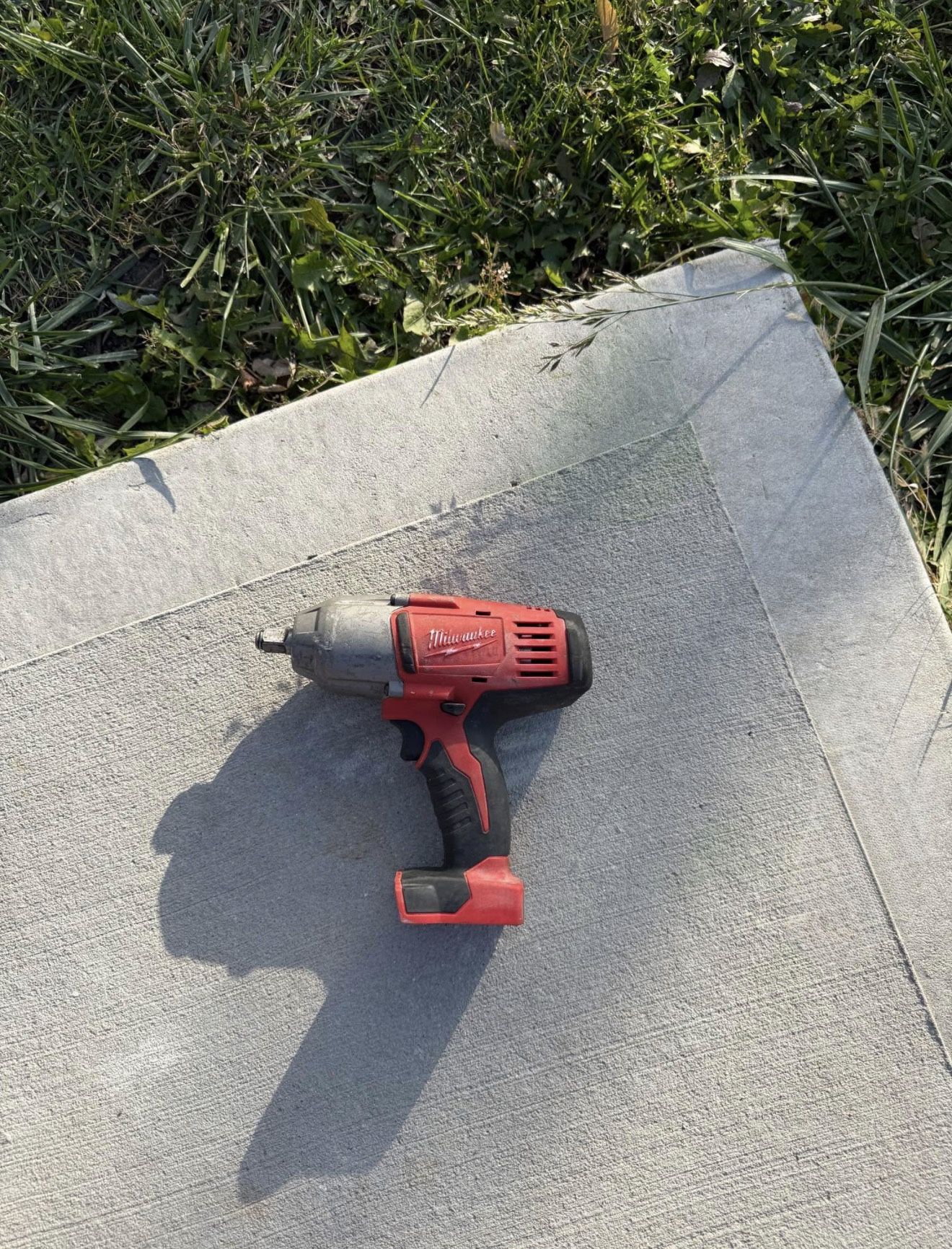 M18 1/2" High-Torque Impact Wrench with Friction Ring (Tool Only)