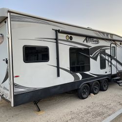 2018 Eclipse Attitude 32 gsg