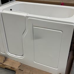 30-in x 51.5-in White Acrylic Rectangle Walk-in Soaking Bathtub with Drain