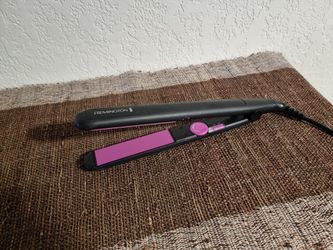 Hair Straightener, mod. S3570, $15
