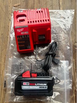 Milwuakee m18 6.0 battery and charger