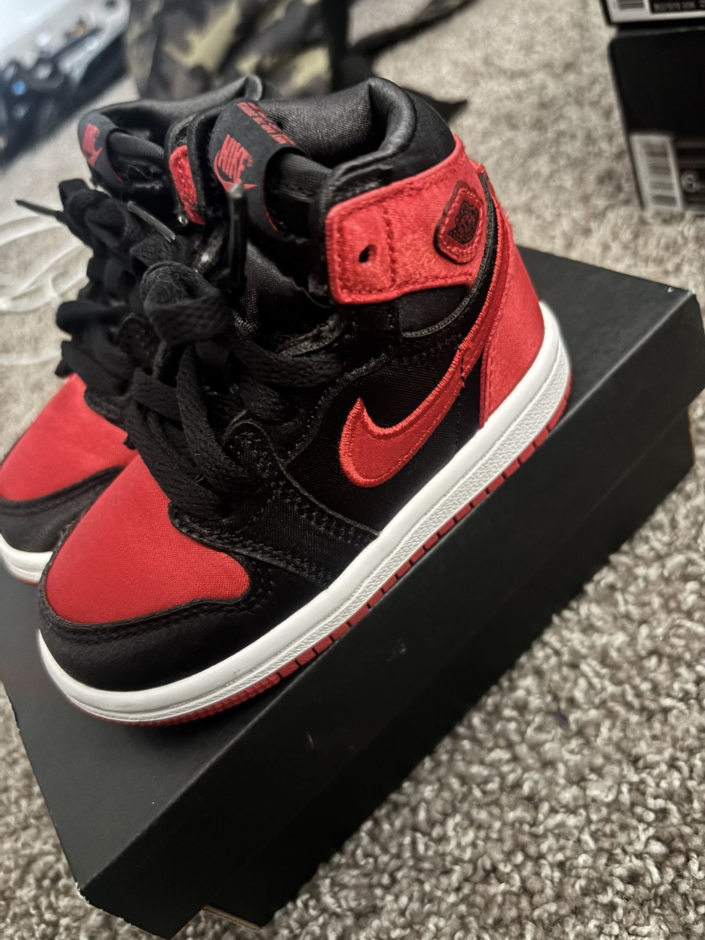 JORDAN 1 RETRO HIGH OG (TD) 6c