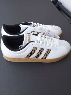 Adidas VL Court Base Women's Sneakers. Size  9. New!!!