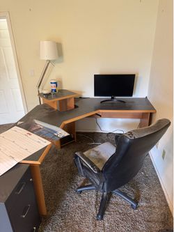 Large desk