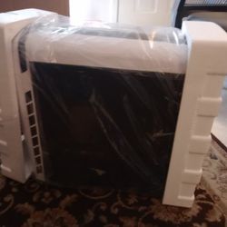 Thermaltake Versa C22 RGB PC Case 