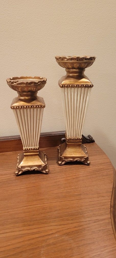 2 elegant candle holders