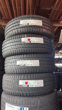 Hankook Kinergy ST 235/60R17 102T Tires – Set of 4