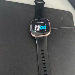 Fitbit Versa 4