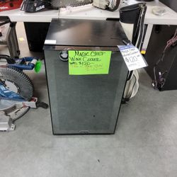 Magic Chef Wine refrigerator