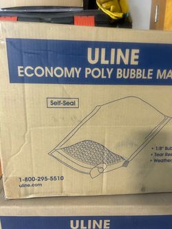 Bubble mailers self adhesive