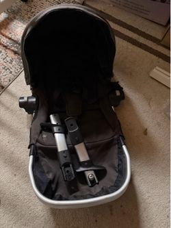 City Select Stroller extra seat with attachment