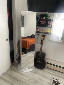 Rotating Jewelry Mirror Armoire