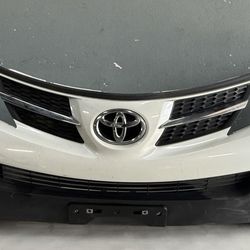 2013-2015 Toyota RAV4 front bumper assembly