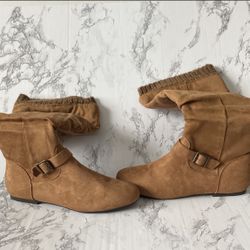 Womens Tall Suede Boots US 9