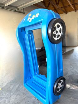 Toddler car bed