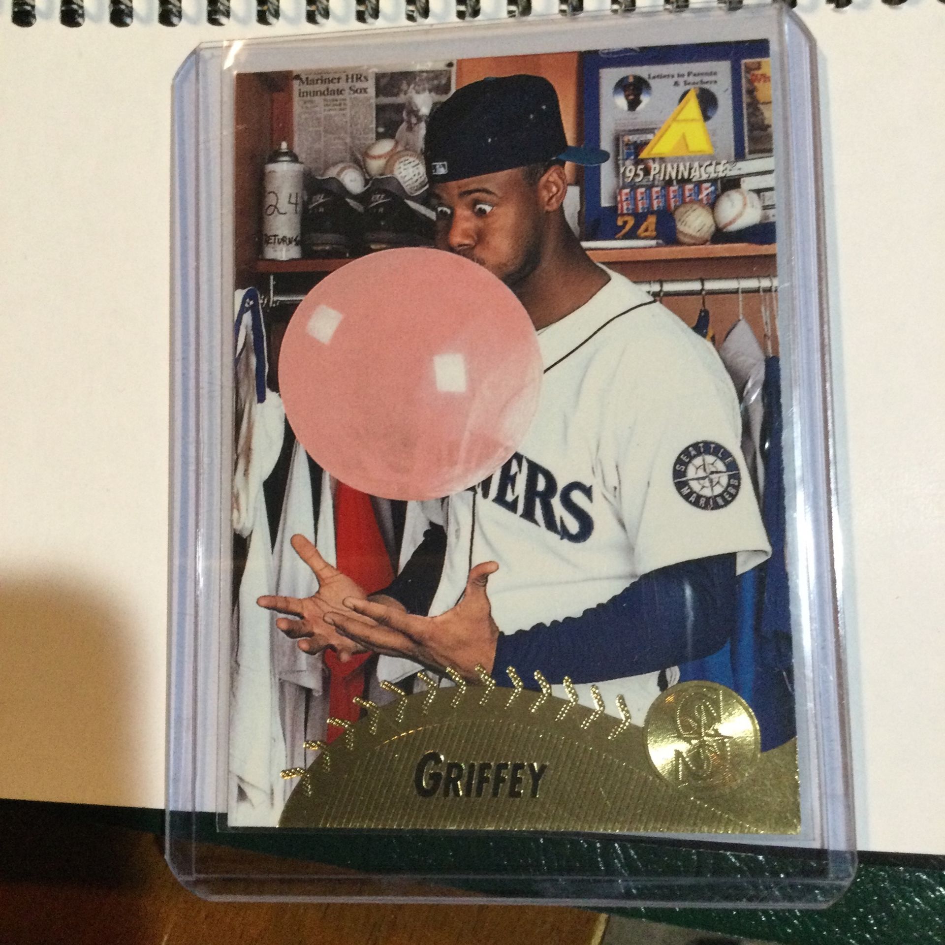 FAMOUS GRIFFEY JR CARD……. BUBBLE GUM