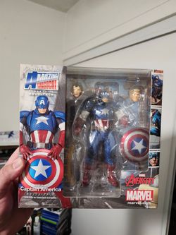 Revoltech captain america read des.