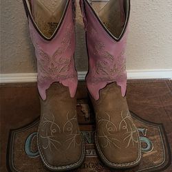 Girls Cavenders Boots 11.5