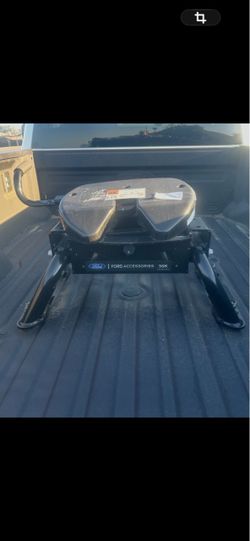 Ford Accessories 35K 5th Wheel Hitch
