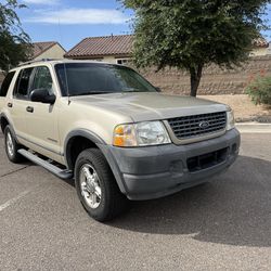 2004 Ford Explorer