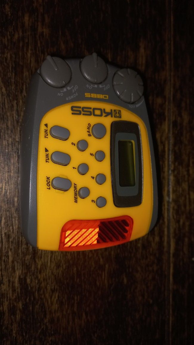 KOSS PP257 Water-Resistant Sports Armband Digital AM/FM Radio DBBS Tested Yellow
