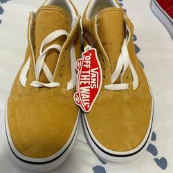 Vans Size 8 In Men Never Worn $40