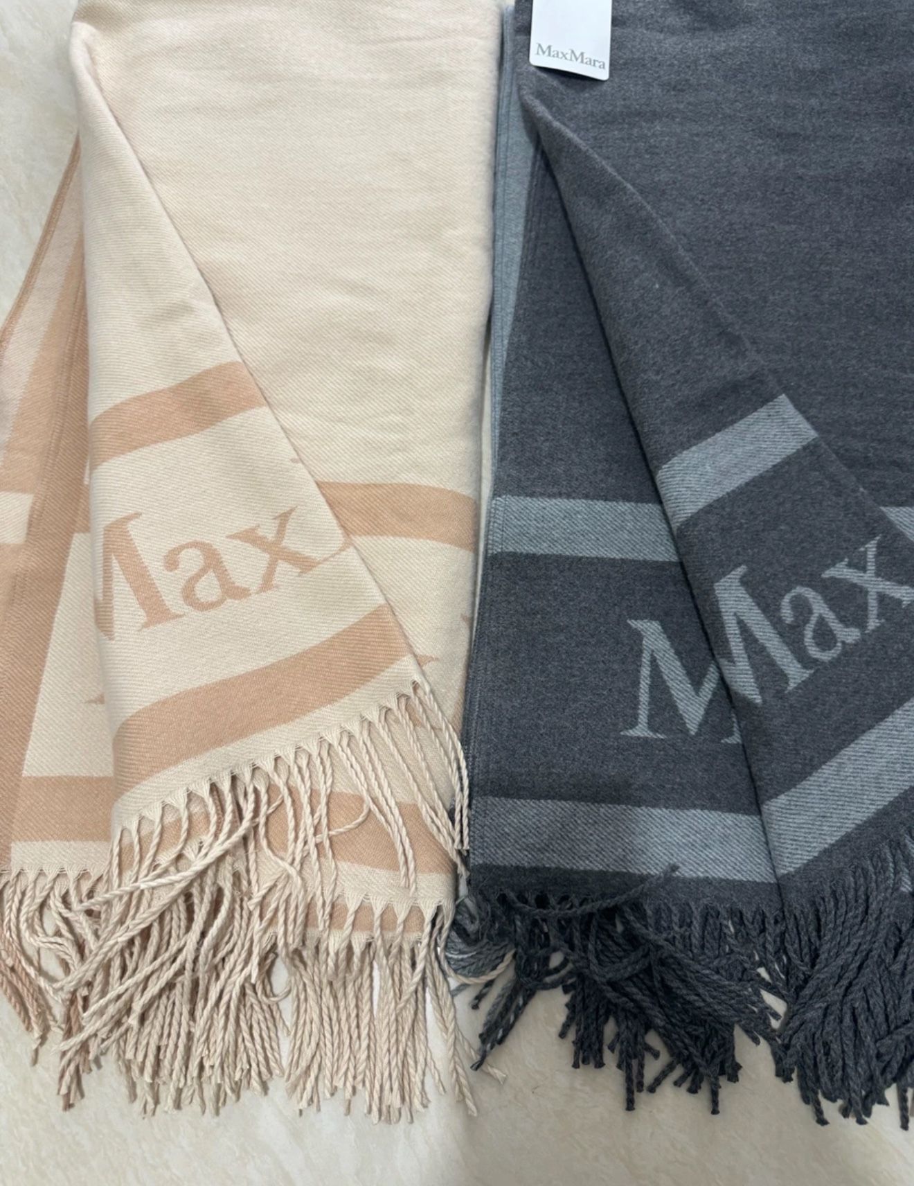 Brand-new MaxMara gray cloak shawl