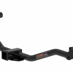 CURT Hitch receiver 2”. Model 13386. Ford Explorer. Brand New. 