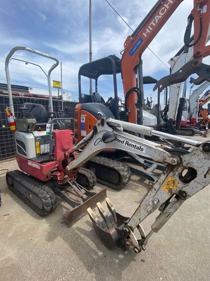 2k Takeuchi Mini Excavator