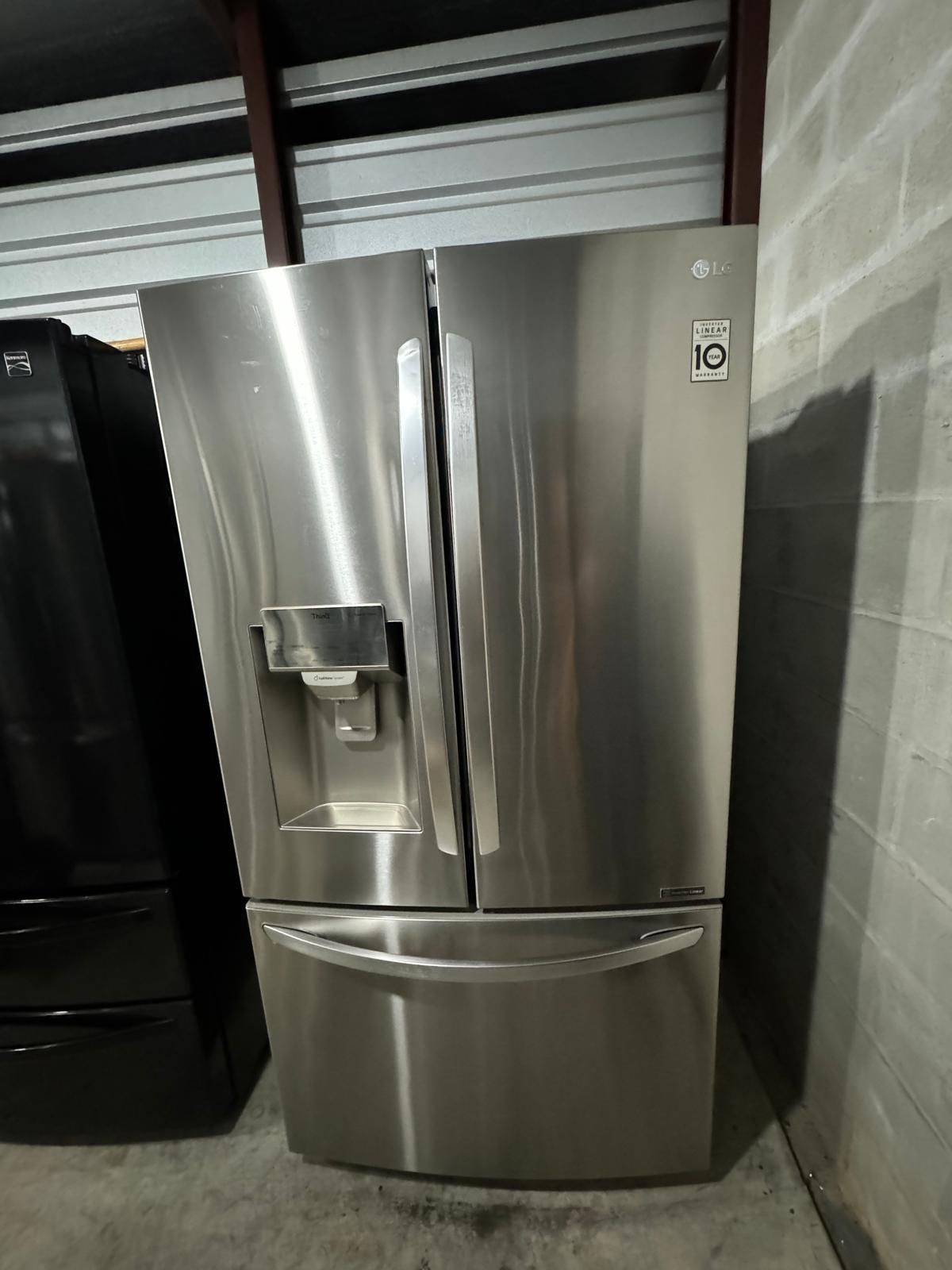 LG Stainless Steel Refrigerator/ DELIVERY AVAILABLE 