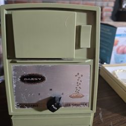 VINTAGE Dazey Adjustable Ice Crusher