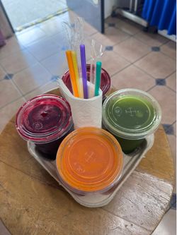 JUGOS 100% NATURAL