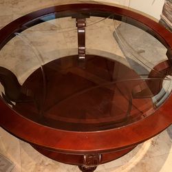 Traditional Coffee & End Table Set with Beveled Glass