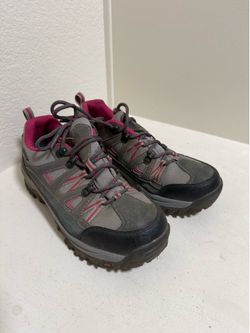 Women’s hiking boots