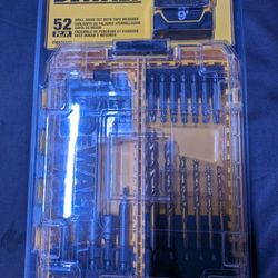 DeWalt 52 PC Dill Driver Set With Tape Measure 