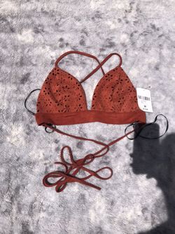 Size m NWT f21 crop top