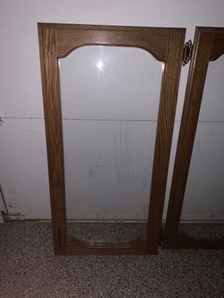 Glass cabinets and 4 glass shelves