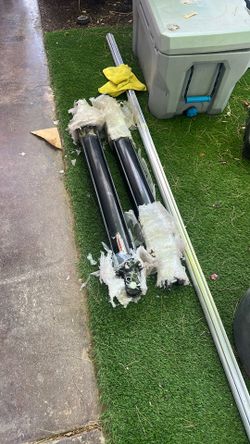 Brand New Hydraulics 42in