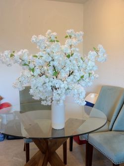 Elegant White Blossom Arrangement with Decorative Vase