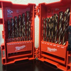 Milwakee Drill Bit Set/READ POST BEFORE ANY QUESTIONS 