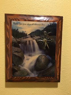 Real wooding clock