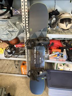 2019 Nidecker Merc Snowboard 159 And Burton Cartel Bindings
